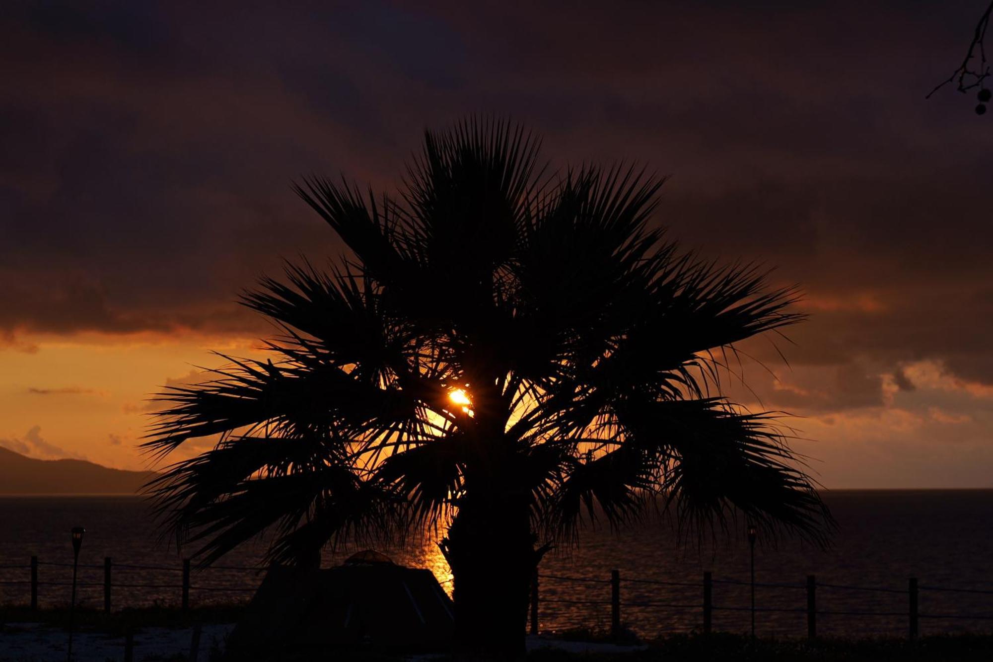 Orb Inn Sarandë Exterior foto